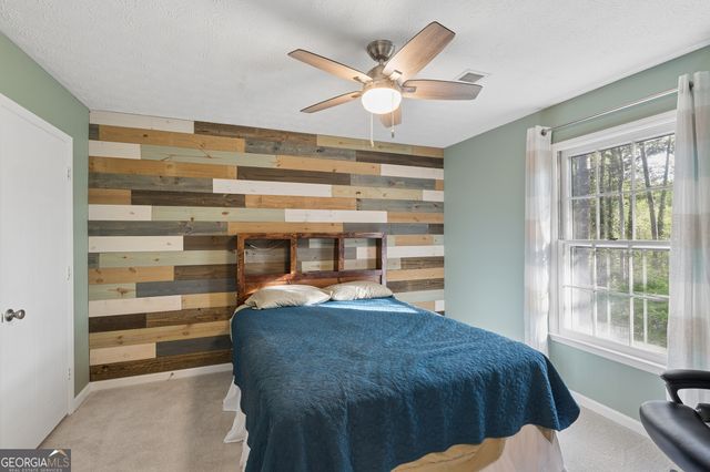 1880 Whispering Willow Way SW, Lilburn, GA 30047