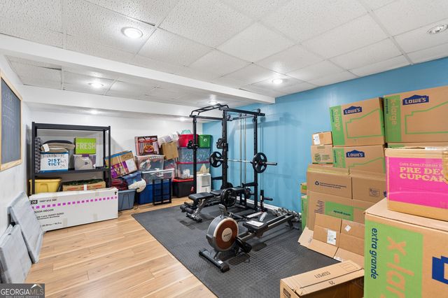 1880 Whispering Willow Way SW, Lilburn, GA 30047