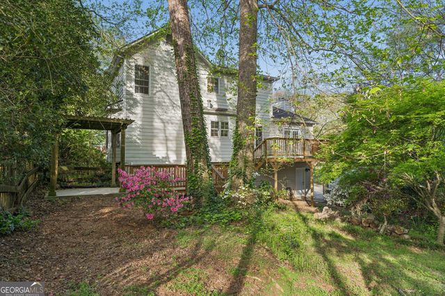 1880 Whispering Willow Way SW, Lilburn, GA 30047