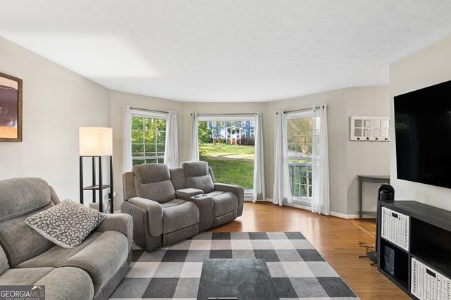 1880 Whispering Willow Way SW, Lilburn, GA 30047