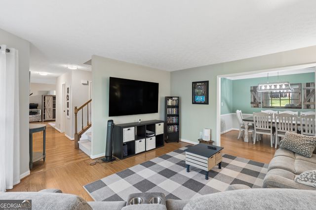 1880 Whispering Willow Way SW, Lilburn, GA 30047