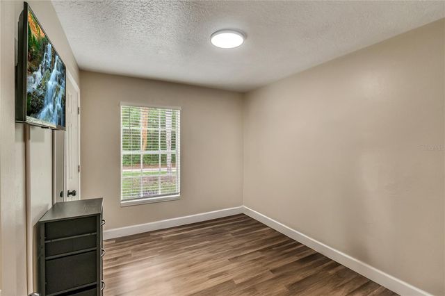40140 PALM STREET, Lady Lake, FL 32159