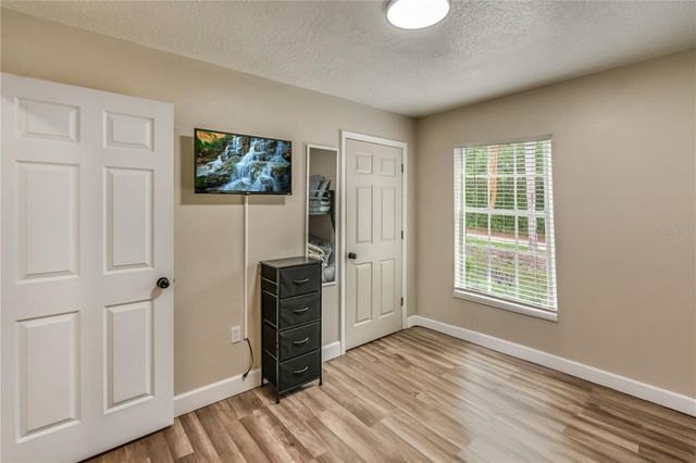 40140 PALM STREET, Lady Lake, FL 32159