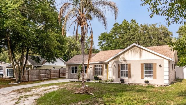 40140 PALM STREET, Lady Lake, FL 32159