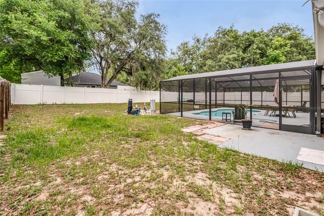 40140 PALM STREET, Lady Lake, FL 32159