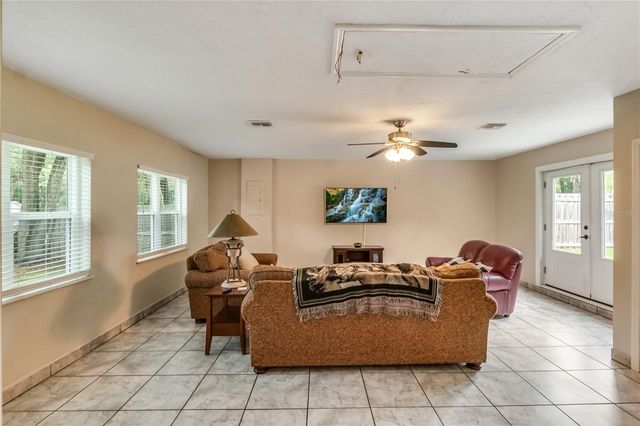 40140 PALM STREET, Lady Lake, FL 32159