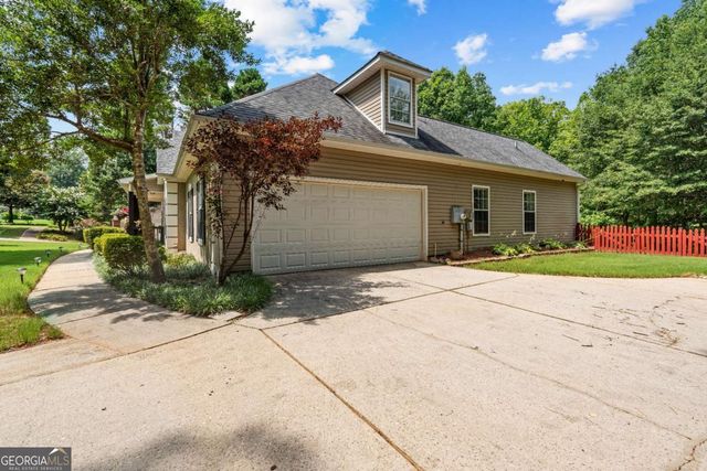 75 Masters Drive, Newnan, GA 30265