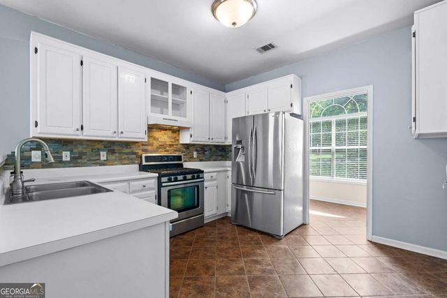 75 Masters Drive, Newnan, GA 30265