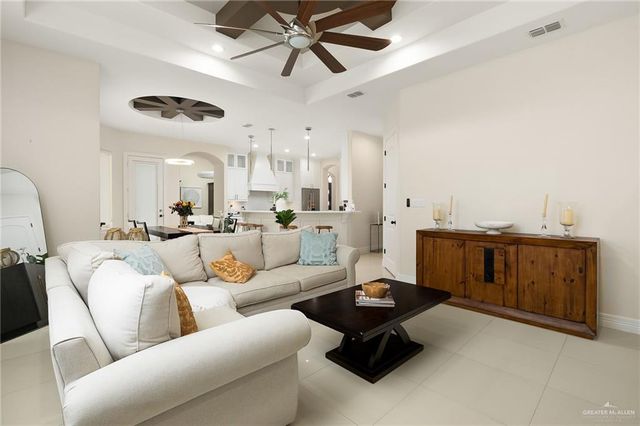 412 Warbler Avenue, Mcallen, TX 78504