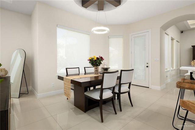 412 Warbler Avenue, Mcallen, TX 78504