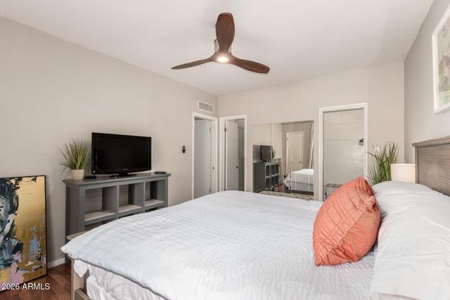 3270 E CAMELBACK Road 213, Phoenix, AZ 85018