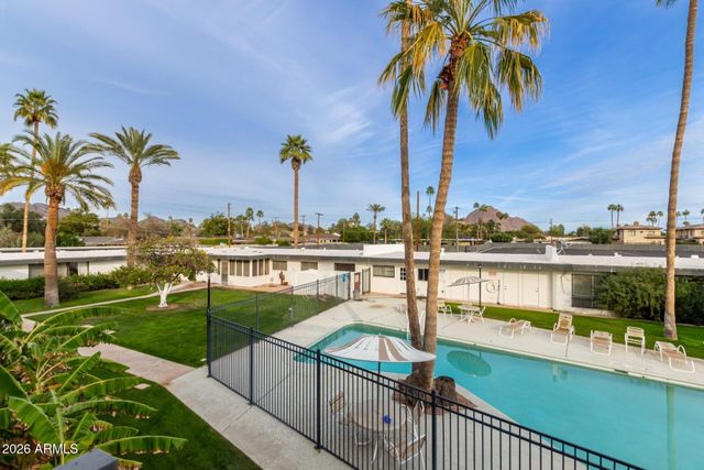3270 E CAMELBACK Road 213, Phoenix, AZ 85018