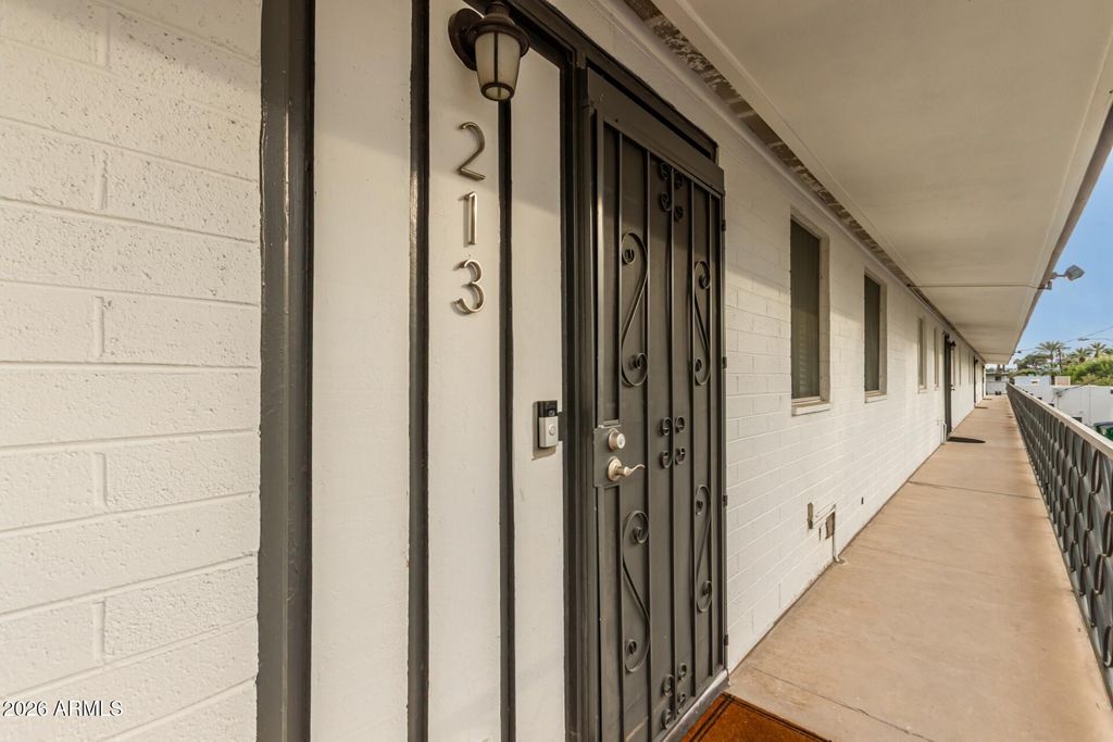 3270 E CAMELBACK Road 213, Phoenix, AZ 85018 — photo 3