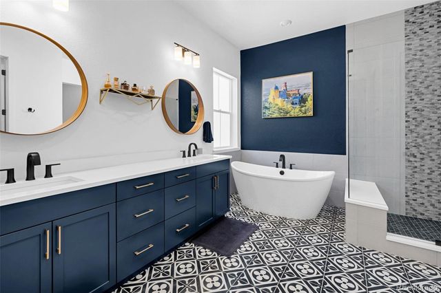 2104 Bellcove Drive, Castle Pines, CO 80108