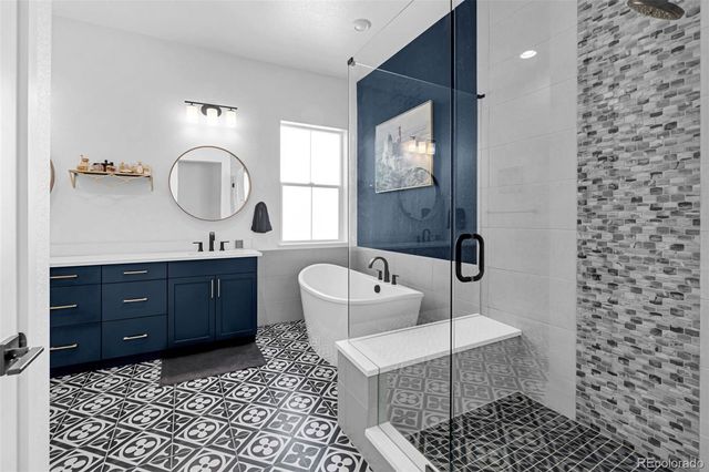 2104 Bellcove Drive, Castle Pines, CO 80108