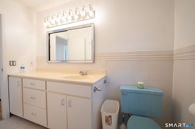 20 Oak Ridge Gate, Danbury, CT 06810