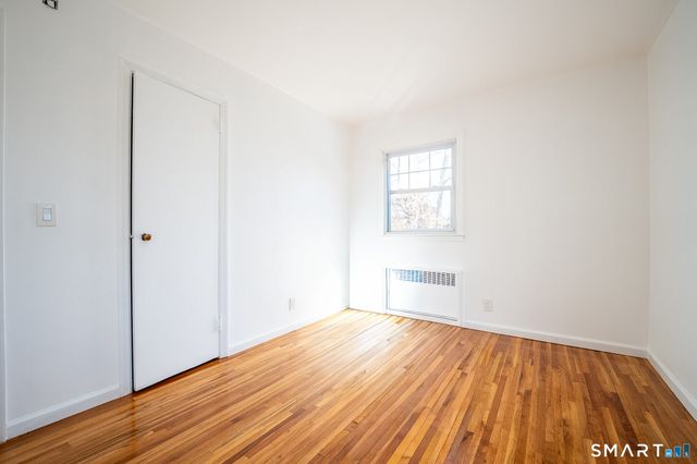 20 Oak Ridge Gate, Danbury, CT 06810