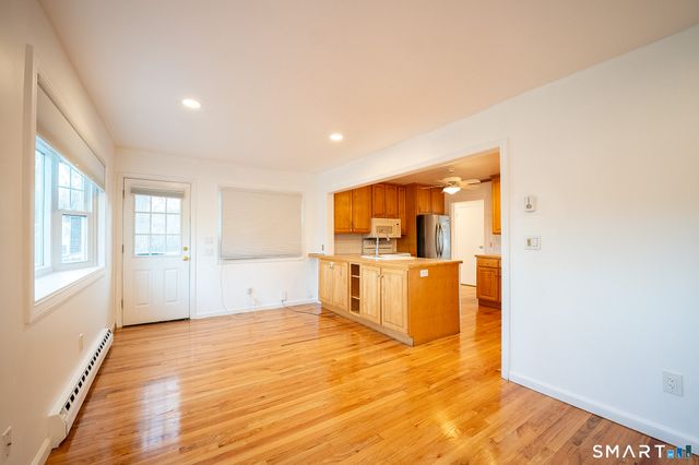 20 Oak Ridge Gate, Danbury, CT 06810