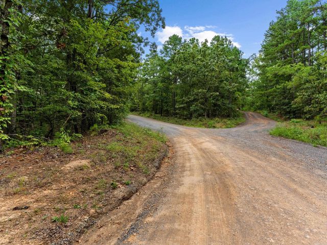 2190 Plant Church Road, Clinton, AR 72031