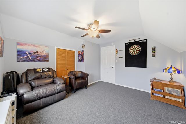 72 Walnut Lane, Hicksville, NY 11801