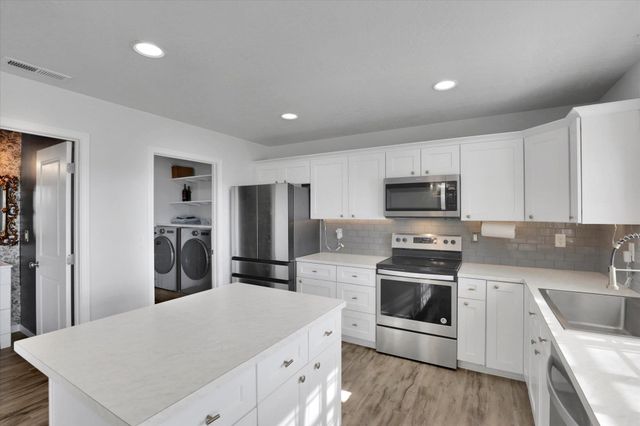 7508 S Dour St, Cheney, WA 99004