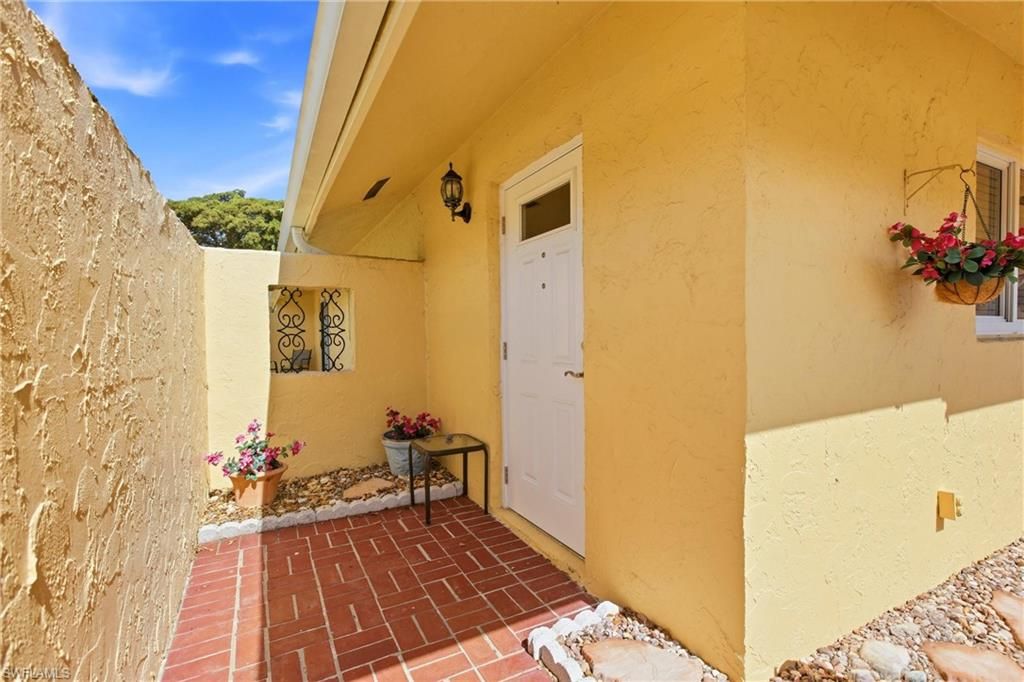180 Harrison RD 3, NAPLES, FL 34112 — photo 4