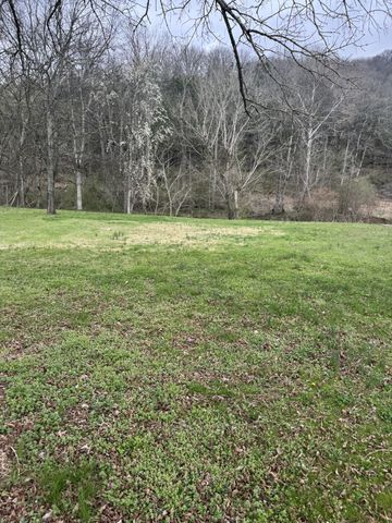 192 Hillsdale Cir, Dixon Springs, TN 37057