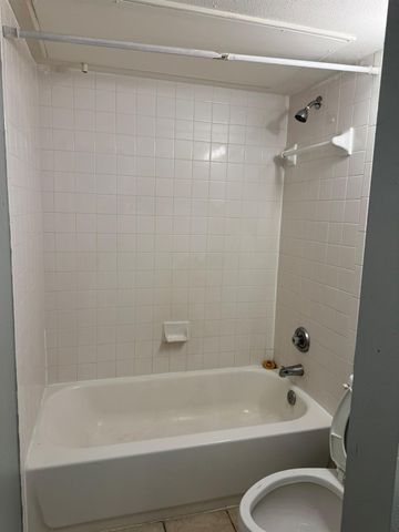 10100 S Gessner Road 106, Houston, TX 77071