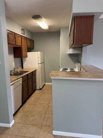 10100 S Gessner Road 106, Houston, TX 77071