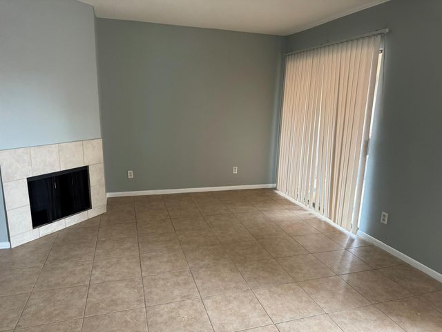 10100 S Gessner Road 106, Houston, TX 77071