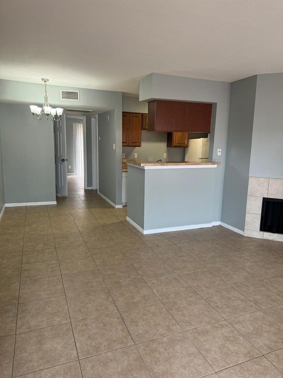 10100 S Gessner Road 106, Houston, TX 77071