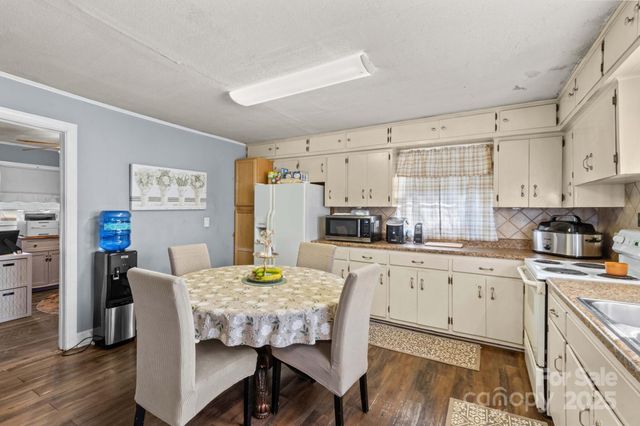 131 Loop Street, Mocksville, NC 27028