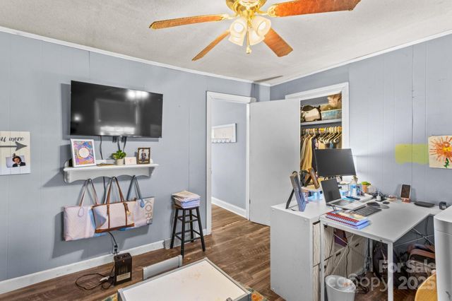 131 Loop Street, Mocksville, NC 27028