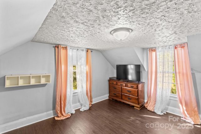 131 Loop Street, Mocksville, NC 27028