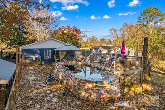 131 Loop Street, Mocksville, NC 27028