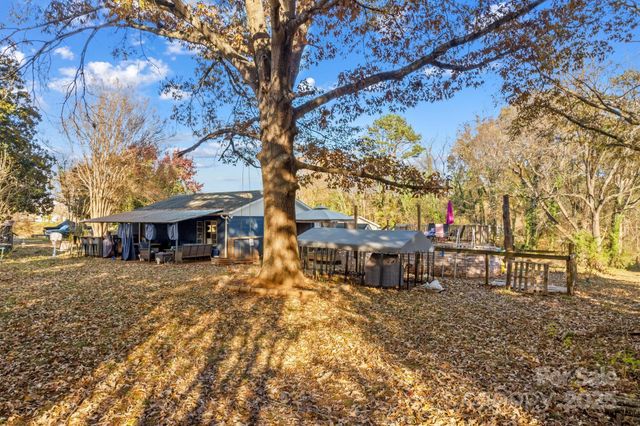 131 Loop Street, Mocksville, NC 27028