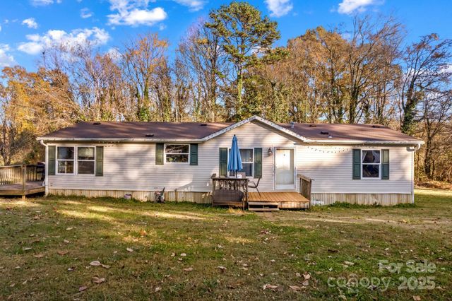 131 Loop Street, Mocksville, NC 27028