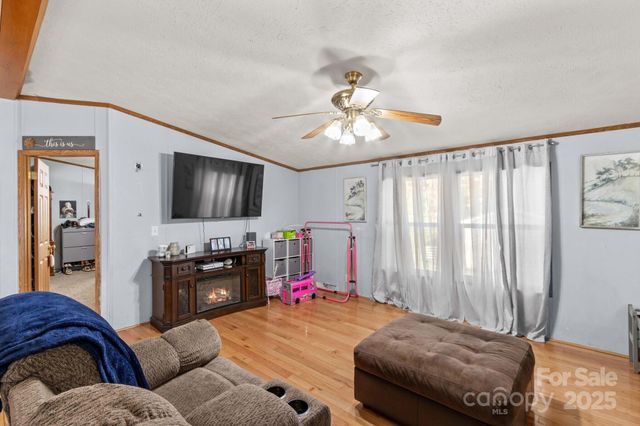 131 Loop Street, Mocksville, NC 27028