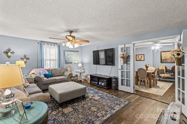 131 Loop Street, Mocksville, NC 27028