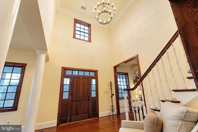 15718 OLD WATERFORD RD, Paeonian Springs, VA 20129