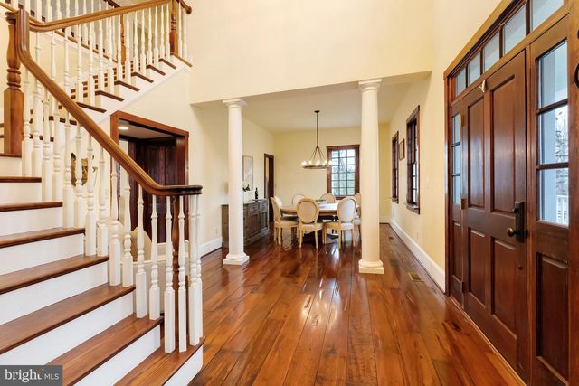 15718 OLD WATERFORD RD, Paeonian Springs, VA 20129