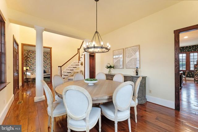 15718 OLD WATERFORD RD, Paeonian Springs, VA 20129