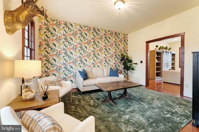 15718 OLD WATERFORD RD, Paeonian Springs, VA 20129