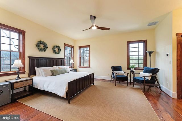 15718 OLD WATERFORD RD, Paeonian Springs, VA 20129