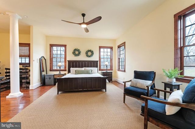 15718 OLD WATERFORD RD, Paeonian Springs, VA 20129