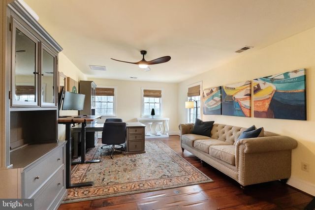 15718 OLD WATERFORD RD, Paeonian Springs, VA 20129