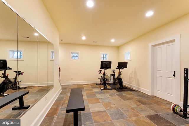 15718 OLD WATERFORD RD, Paeonian Springs, VA 20129