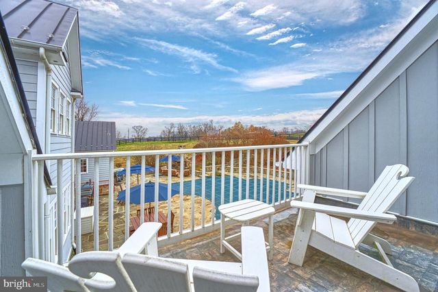 15718 OLD WATERFORD RD, Paeonian Springs, VA 20129