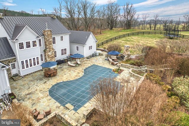 15718 OLD WATERFORD RD, Paeonian Springs, VA 20129