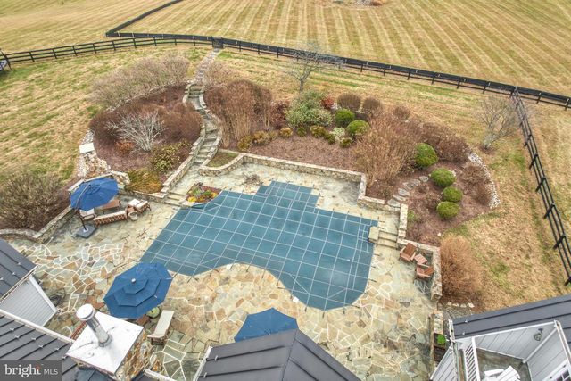 15718 OLD WATERFORD RD, Paeonian Springs, VA 20129